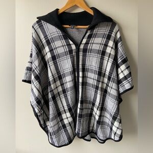 Jones New York plaid knit poncho